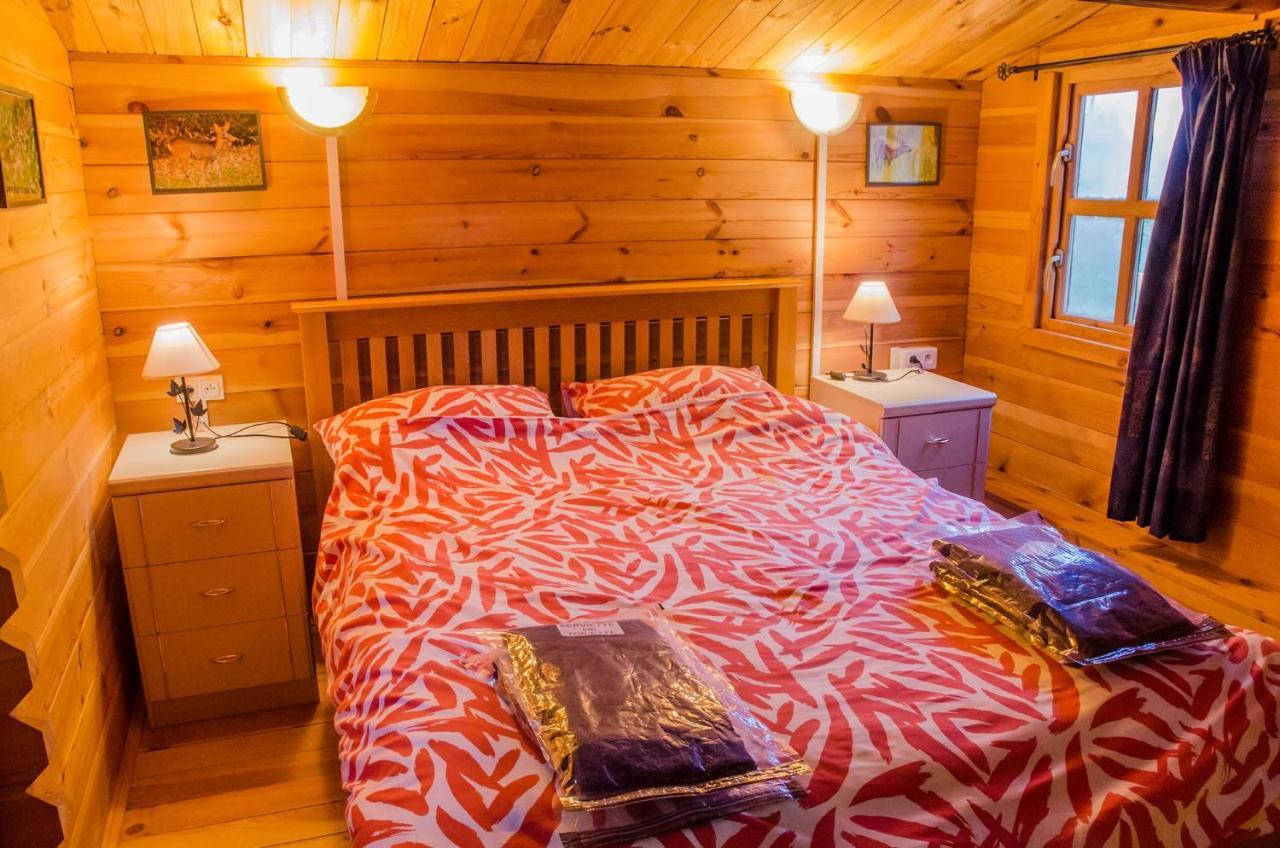 Le Chalet De Louyere Saint-Salvadour ภายนอก รูปภาพ